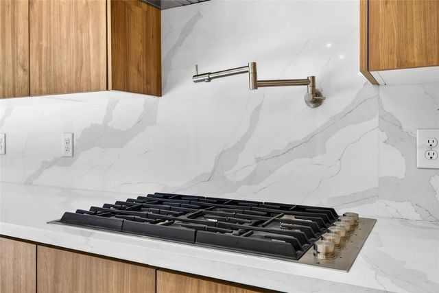 4426 W EUCLID AVENUE, Tampa, FL 33629