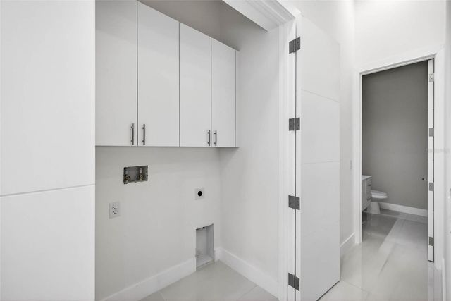 4426 W EUCLID AVENUE, Tampa, FL 33629