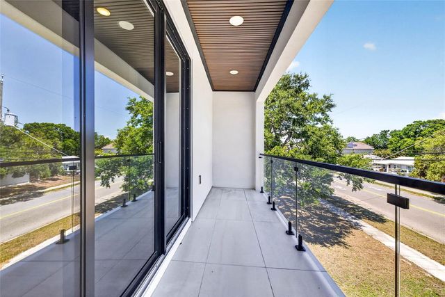 4426 W EUCLID AVENUE, Tampa, FL 33629