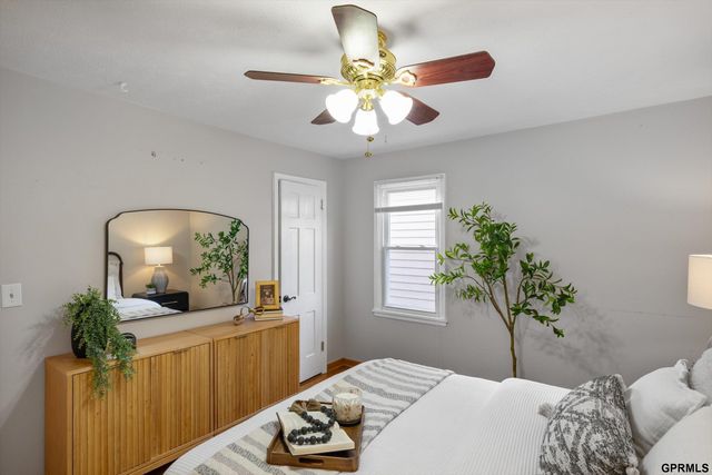 1507 S 50 Street, Omaha, NE 68106