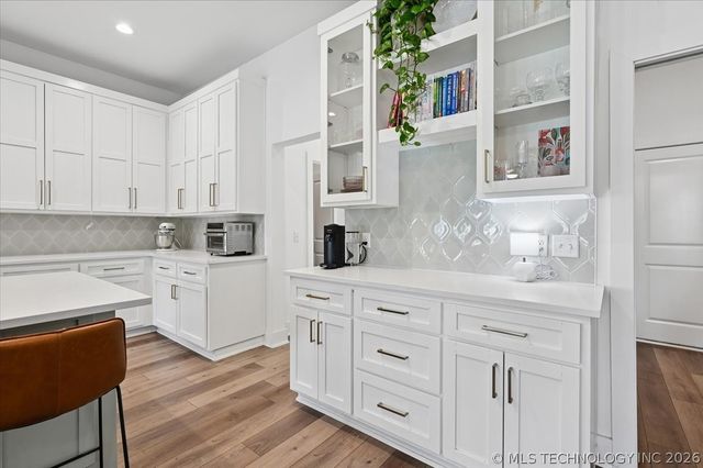 6016 E 126 Place S, Bixby, OK 74008