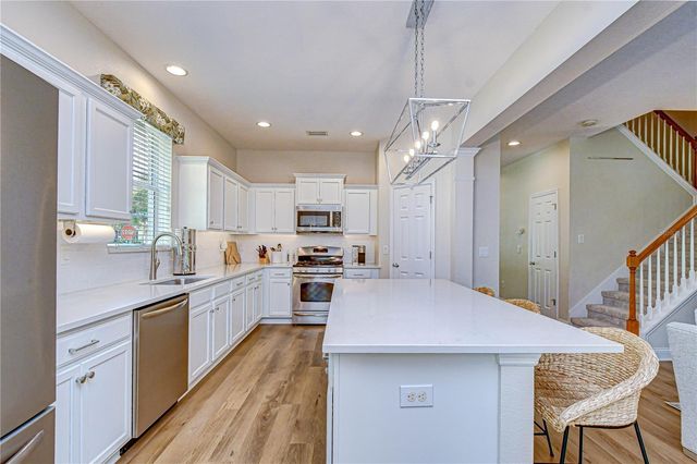 15827 STARLING WATER DRIVE, Lithia, FL 33547