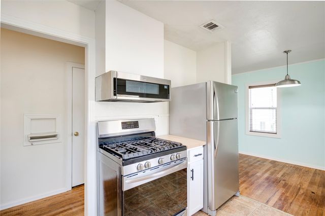 4804 Tanney ST, Austin, TX 78721