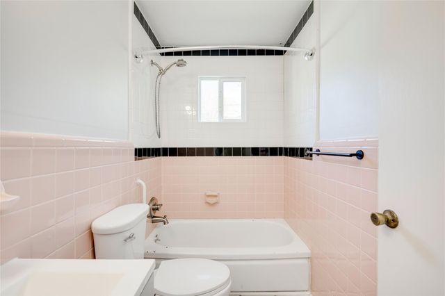 4804 Tanney ST, Austin, TX 78721