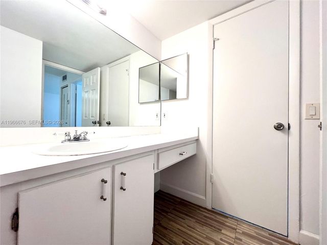 10741 Cleary Blvd 204, Plantation, FL 33324