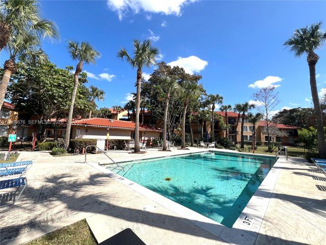 10741 Cleary Blvd 204, Plantation, FL 33324