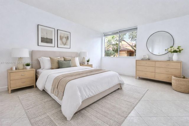 10741 Cleary Blvd 204, Plantation, FL 33324