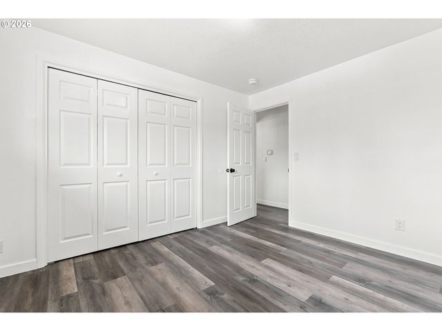 226 Se 157TH Ave, Portland, OR 97233