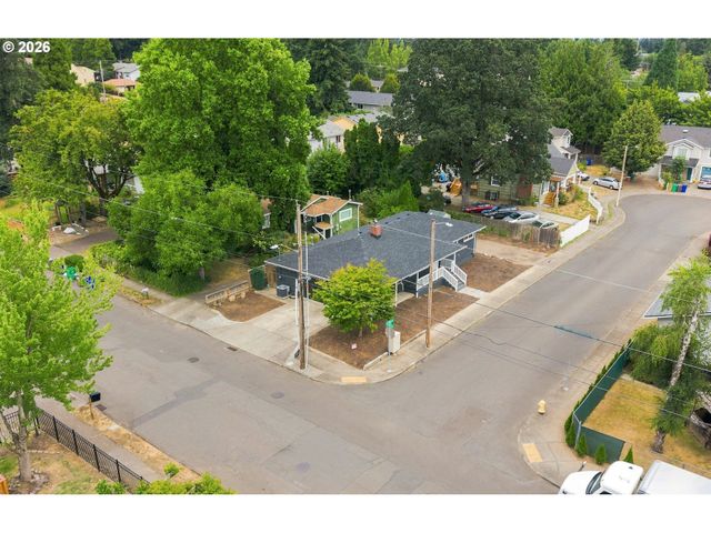 226 Se 157TH Ave, Portland, OR 97233