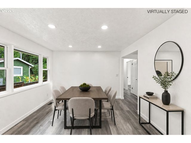 226 Se 157TH Ave, Portland, OR 97233
