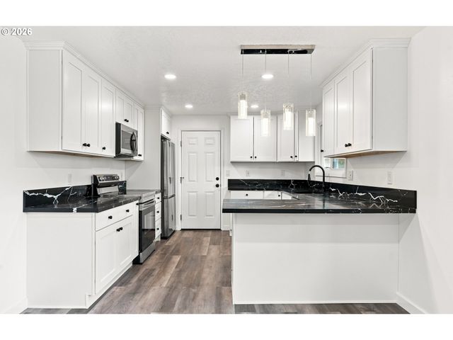 226 Se 157TH Ave, Portland, OR 97233