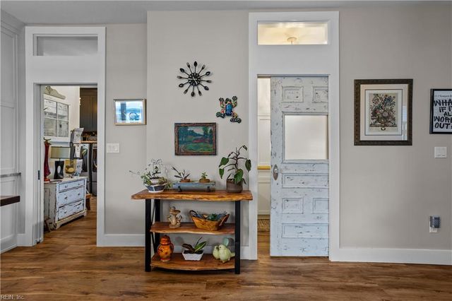 3061 Beaden DR, Virginia Beach, VA 23456