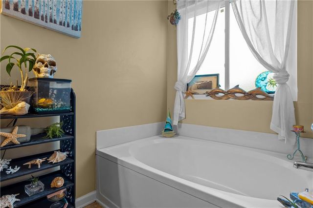 3061 Beaden DR, Virginia Beach, VA 23456