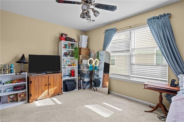 3061 Beaden DR, Virginia Beach, VA 23456