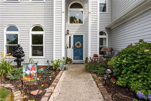 3061 Beaden DR, Virginia Beach, VA 23456