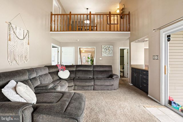 27 GLASGOW RD, Williamstown, NJ 08094