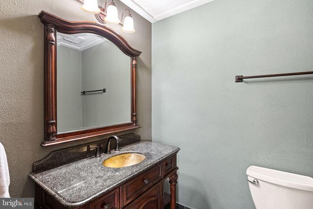 27 GLASGOW RD, Williamstown, NJ 08094