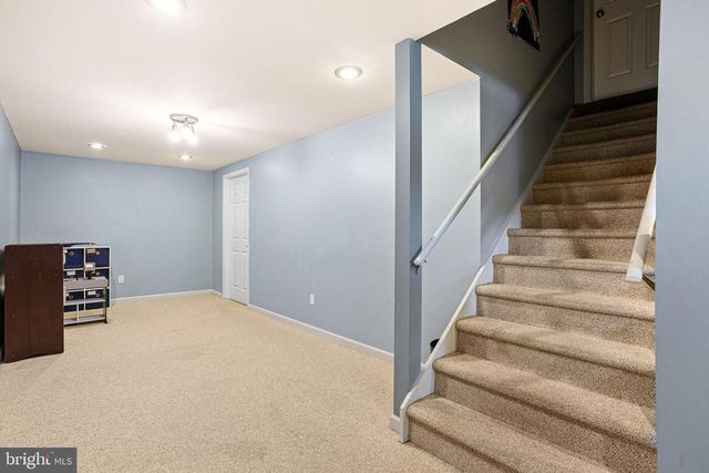 27 GLASGOW RD, Williamstown, NJ 08094