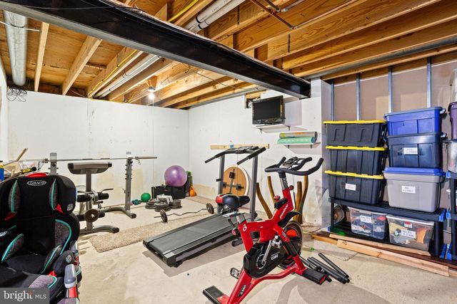 27 GLASGOW RD, Williamstown, NJ 08094