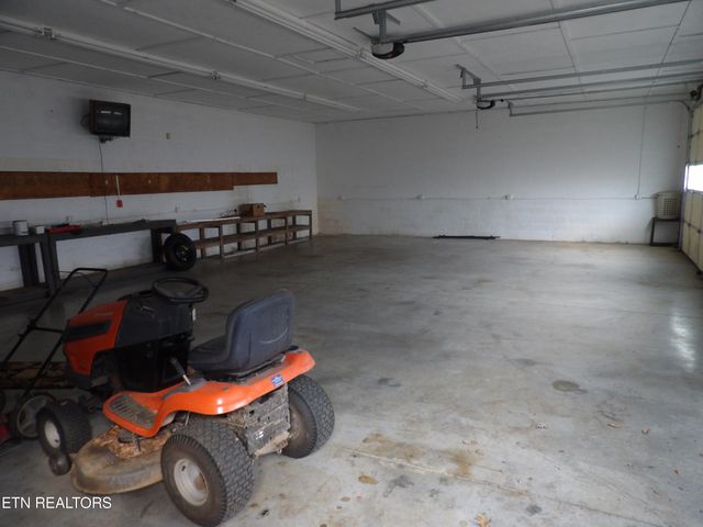 6447 Rutledge Pike, Knoxville, TN 37924