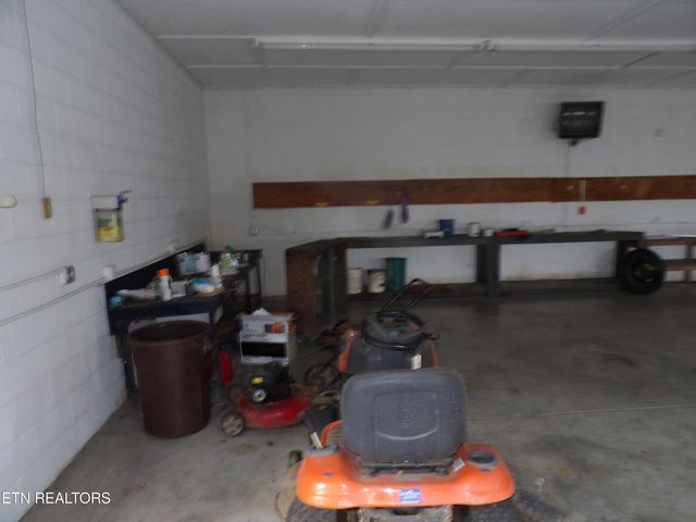 6447 Rutledge Pike, Knoxville, TN 37924