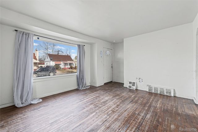 3027 Bassett Street, Detroit, MI 48217