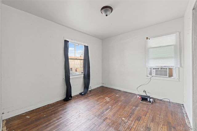 3027 Bassett Street, Detroit, MI 48217