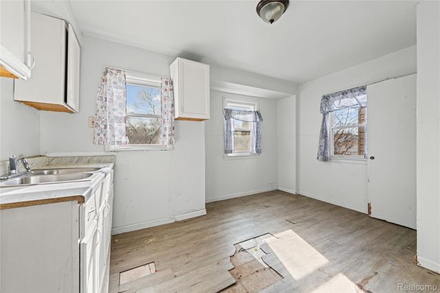 3027 Bassett Street, Detroit, MI 48217