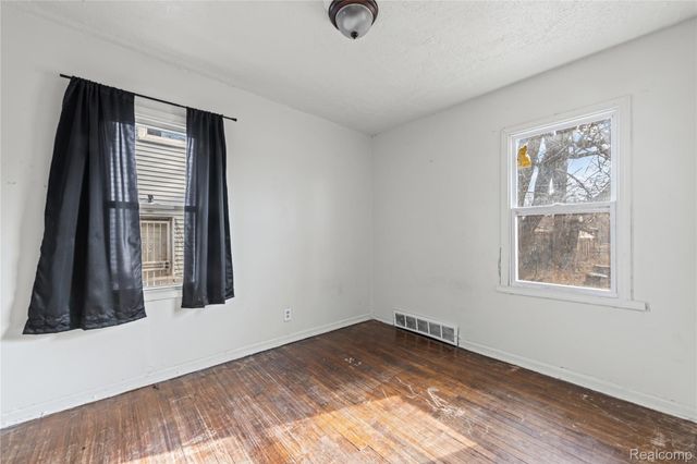 3027 Bassett Street, Detroit, MI 48217