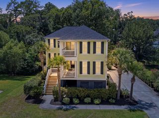 1129 Lands End Drive, Hanahan, SC 29410