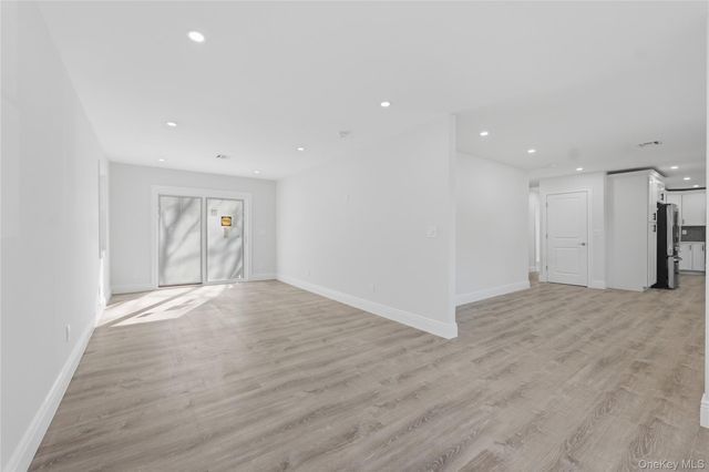 5 Bear Lane, Centereach, NY 11720