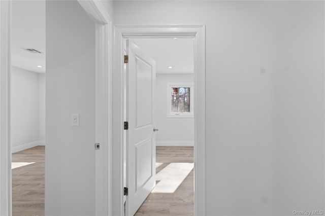 5 Bear Lane, Centereach, NY 11720