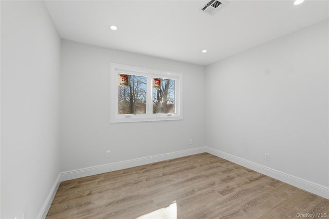 5 Bear Lane, Centereach, NY 11720