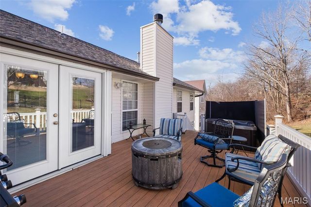 1375 Mosswoods Drive, Fenton, MO 63026