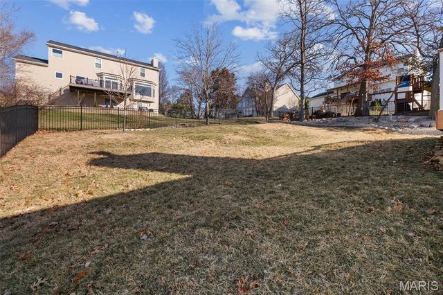 1375 Mosswoods Drive, Fenton, MO 63026