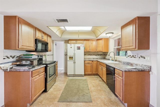 2228 NE COACHMAN ROAD, Clearwater, FL 33765