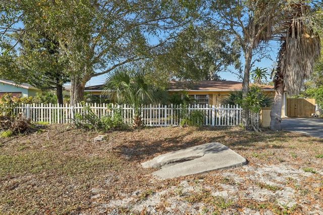2228 NE COACHMAN ROAD, Clearwater, FL 33765