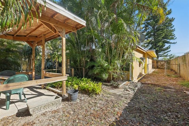 2228 NE COACHMAN ROAD, Clearwater, FL 33765