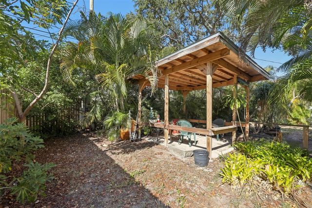 2228 NE COACHMAN ROAD, Clearwater, FL 33765