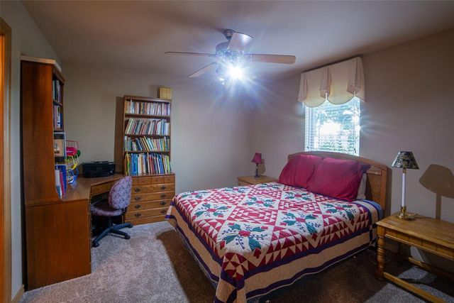 5731 Cimarron Manor, Guthrie, OK 73044