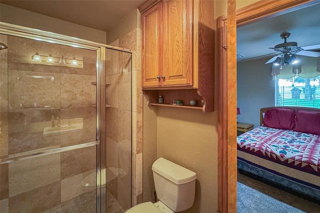 5731 Cimarron Manor, Guthrie, OK 73044