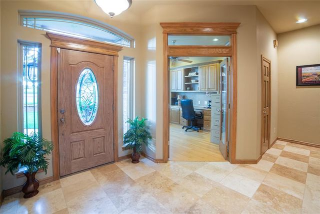 5731 Cimarron Manor, Guthrie, OK 73044