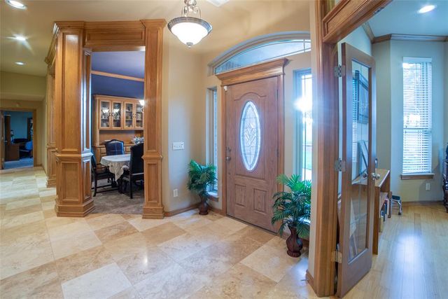 5731 Cimarron Manor, Guthrie, OK 73044