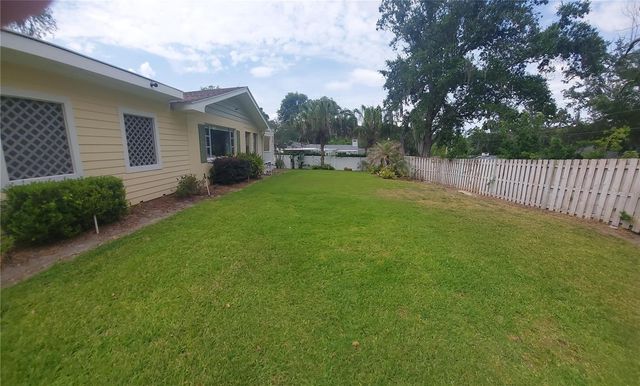 2308 OVERLOOK DRIVE, Mount Dora, FL 32757