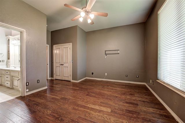 1908 Red Prairie Drive, Edmond, OK 73025