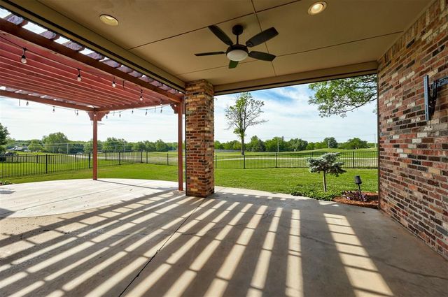 1908 Red Prairie Drive, Edmond, OK 73025