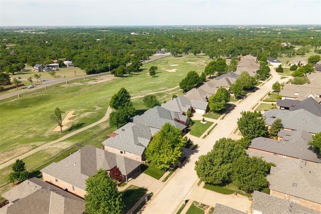 1908 Red Prairie Drive, Edmond, OK 73025