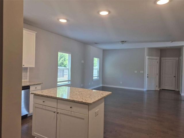 3213 Camden Court, South Fulton, GA 30349