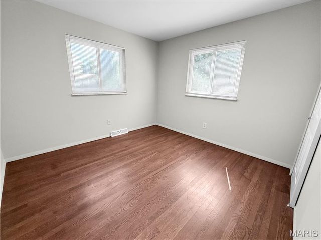 2040 David Drive, Florissant, MO 63031