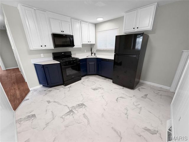 2040 David Drive, Florissant, MO 63031
